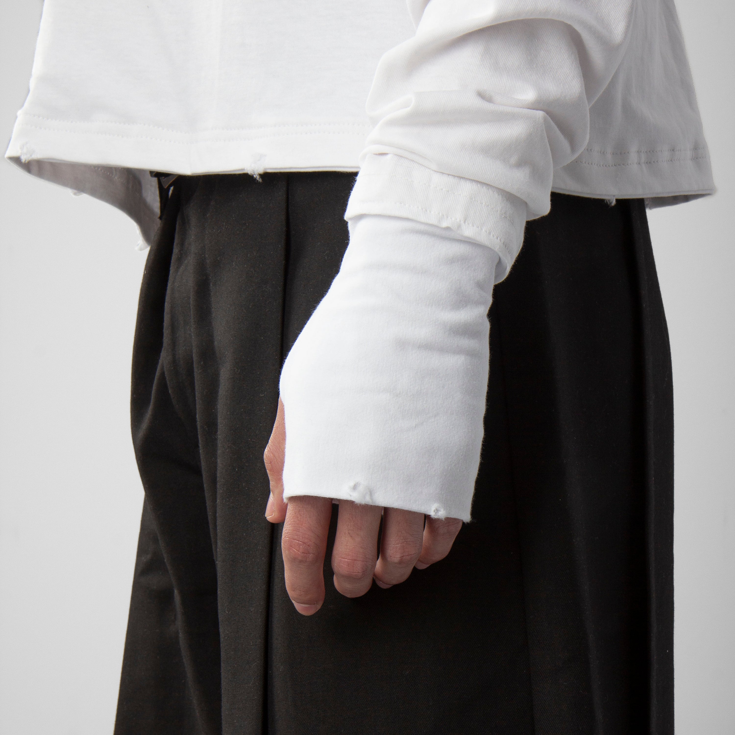 DOUBLE LAYERED LONGSLEEVE WHITE