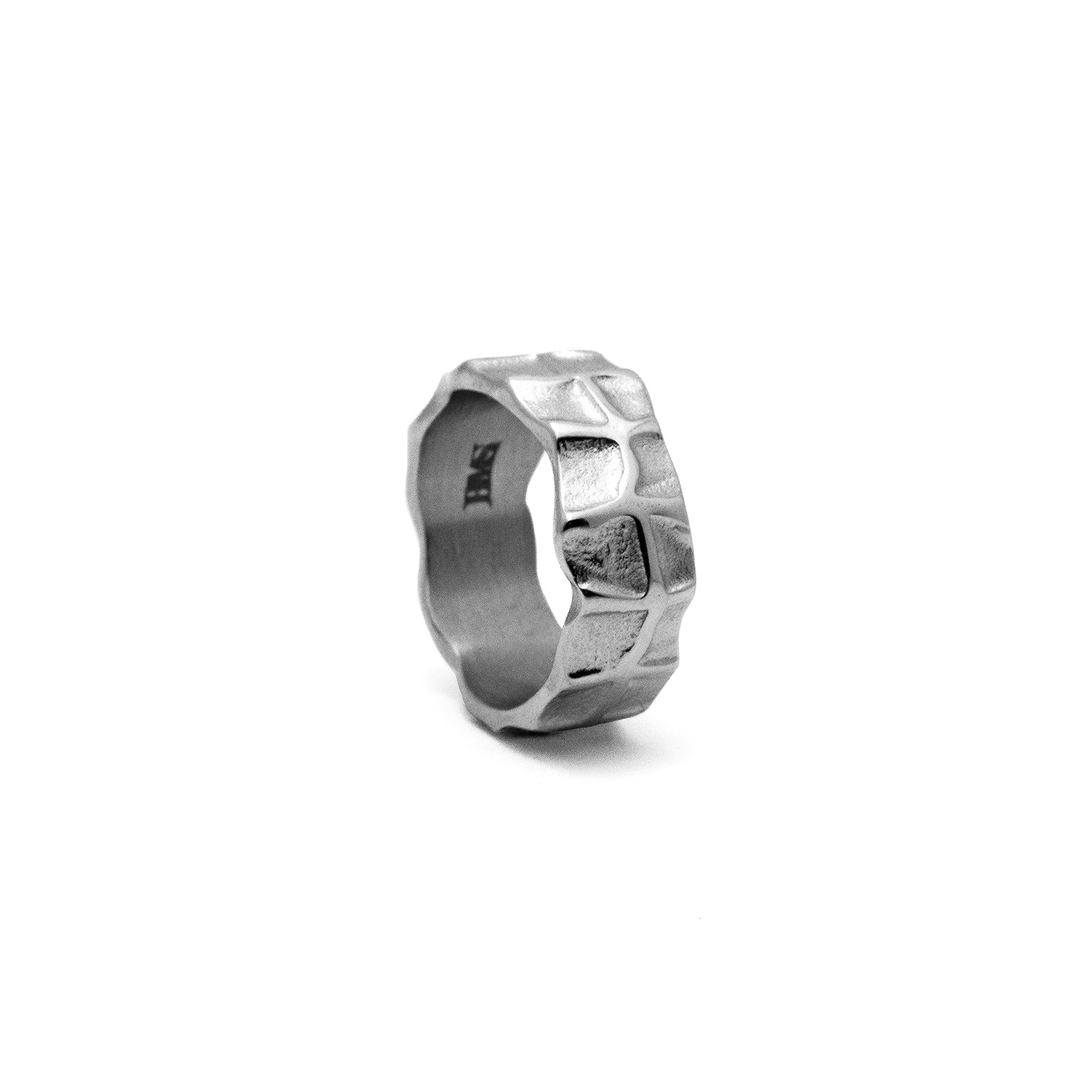 XENO RING